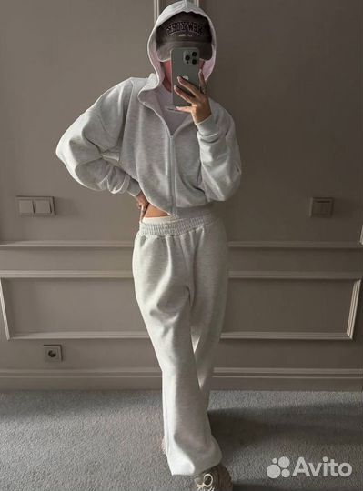 Костюм женский