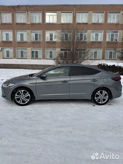 Hyundai Elantra 2.0 AT, 2017, 70 000 км