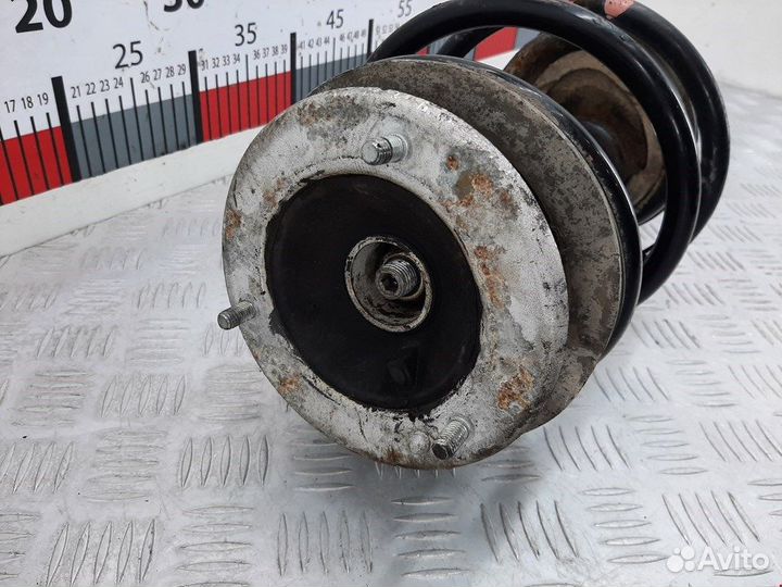 Стойка для BMW 5-Series (E39)