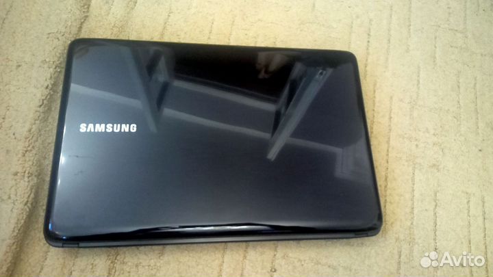 Ноутбук Samsung
