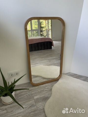 Модное зеркало в раме с закругленными углами объявление продам