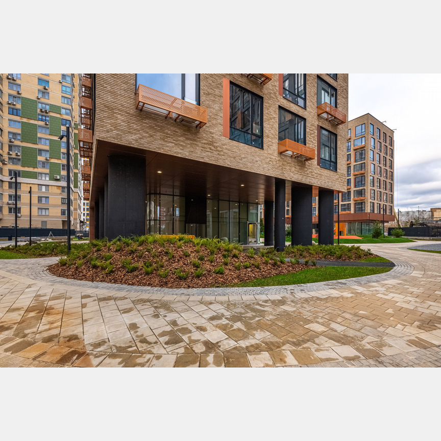 3-к. квартира, 95,3 м², 1/8 эт.