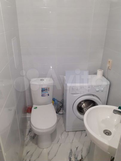 2-к. квартира, 80 м², 13/16 эт.