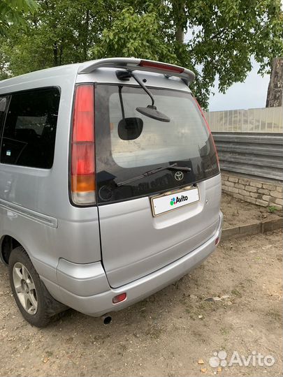 Toyota Town Ace Noah 2.0 AT, 1998, 369 000 км