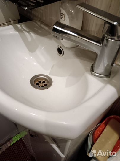 Тумба для ванной с раковиной