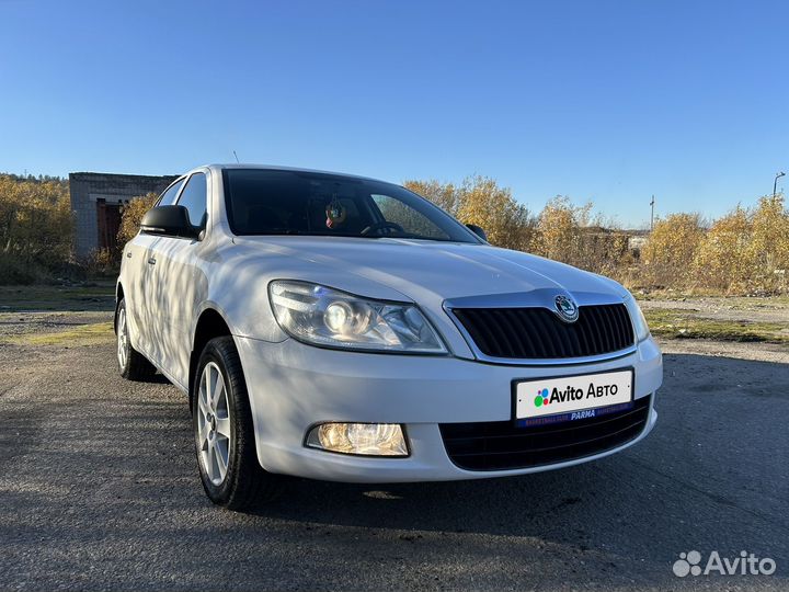 Skoda Octavia 1.6 AT, 2012, 236 800 км