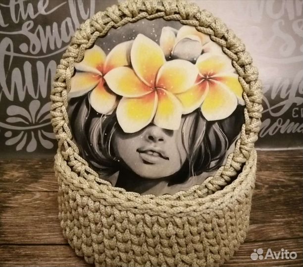 Корзина вязаная