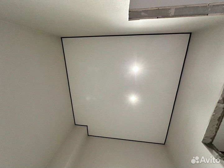 Натяжные потолки / Натяжные потолки с освещением