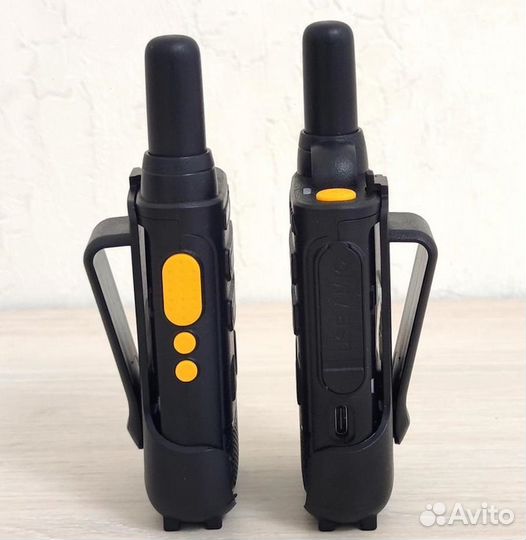 Рация с наушником, радиостанция с гарнитурой