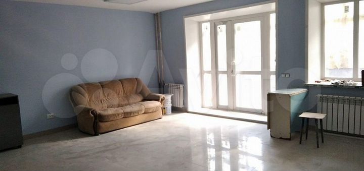 2-к. квартира, 56 м², 1/9 эт.