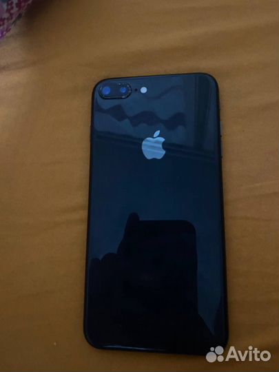 Телефон iPhone 8 plus