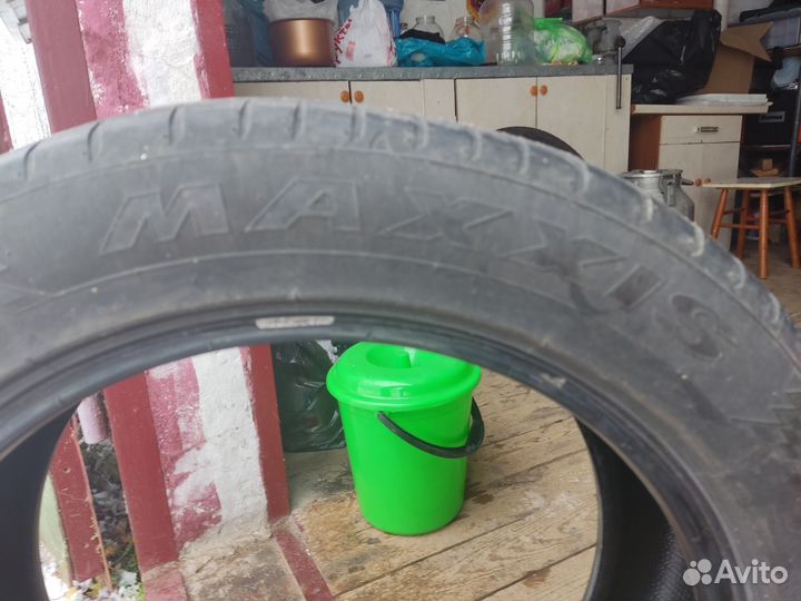 Maxxis Victra R19 235/55 R19 105V