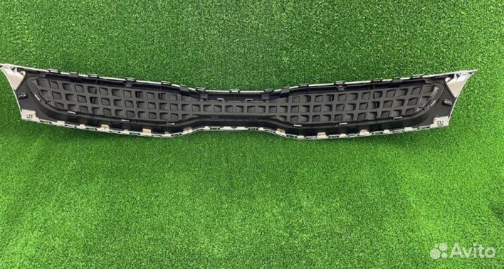 Решетка радиатора Kia Rio X -leine