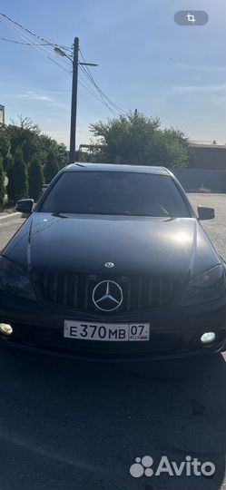 Решетка на mercedes 204