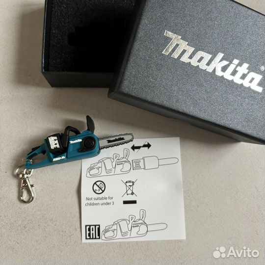 Флешка Makita 8 GB