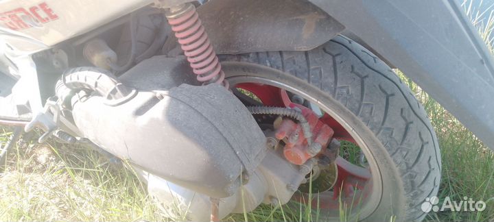 Скутер iris grace150