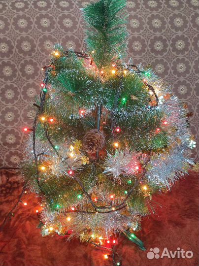 Елка с гирляндой