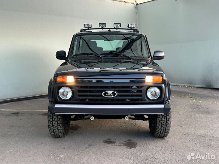 ВАЗ Niva Legend Bronto 1.7 МТ, 2024
