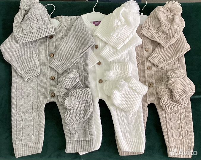Вязаный комбинезон для новорожденного, весна