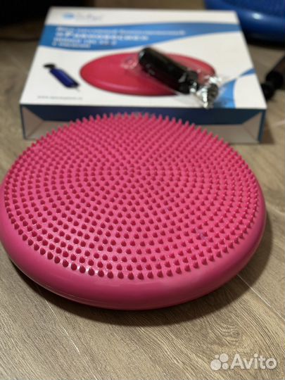 Гимнастический мяч (балансировочный мяч)