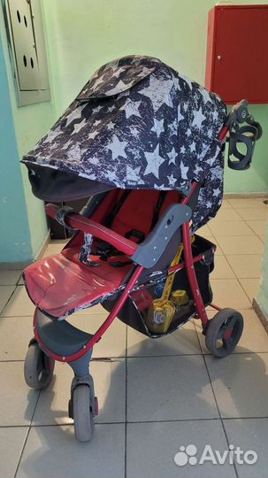 Прогулочная коляска
