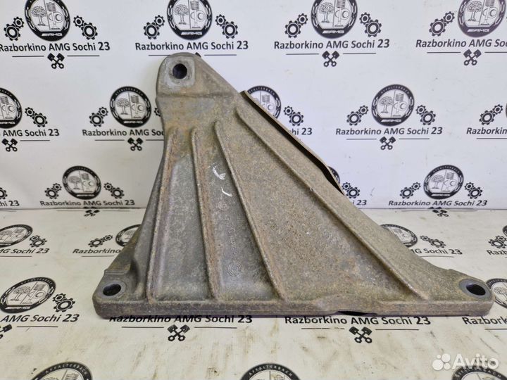 Кронштейн двигателя левый и правый N55 для BMW F25