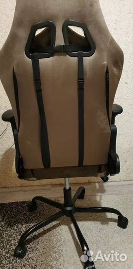 Компьютерное игровое (геймерское) кресло. Новые