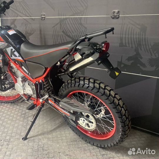 Мотоцикл Ataki Tracker 250 (4T 165FMM) птс