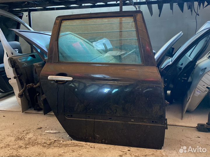 Пежо 307 Sw задняя правая дверь