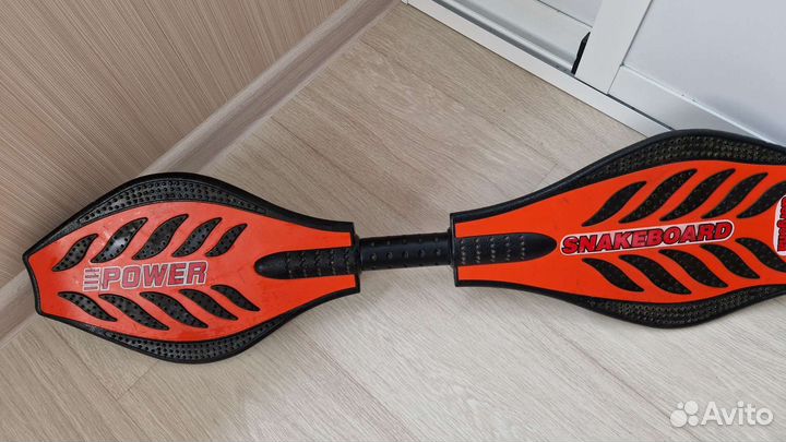 Роллерсёрв Snakeboard Gorgona