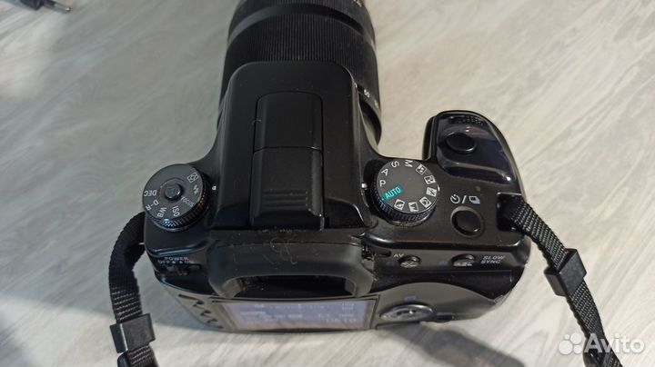 Зеркальный фотоаппарат Sony A100 + объектив 18-200