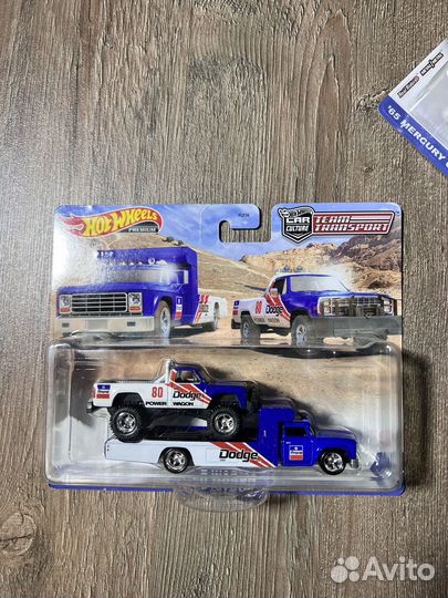 Hot wheels premium team transport