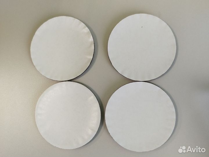 Наклейки на колачки для колёс nissan