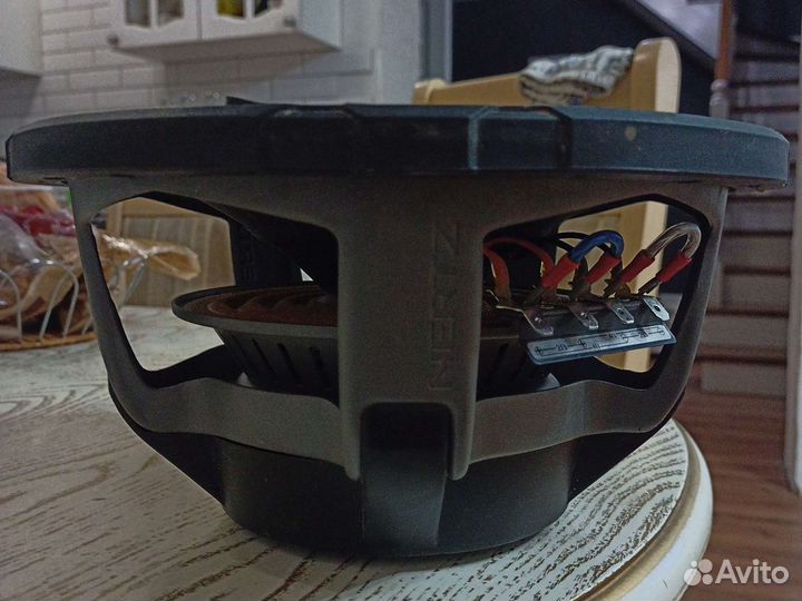 Сабвуфер hertz es 250d