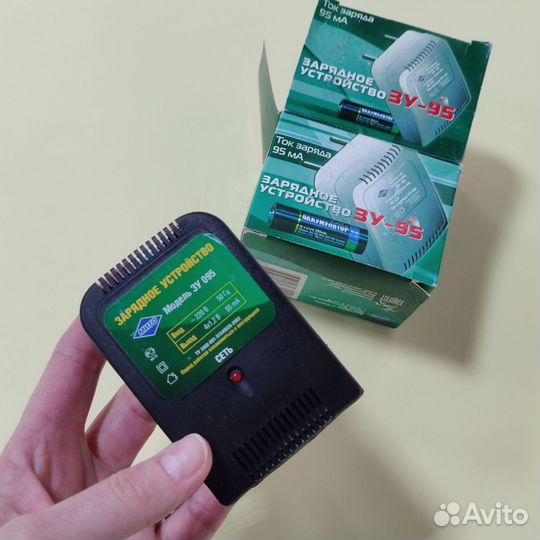 Зарядное устройство для аккумуляторных батареек
