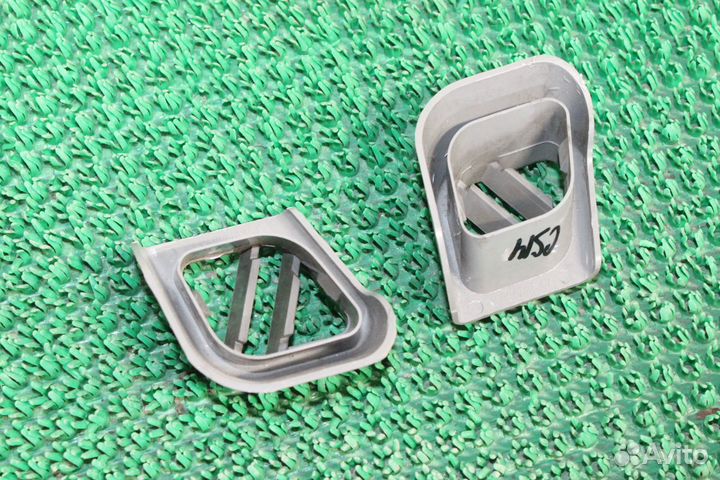 Дефлекторы торпедо Chevrolet Suburban GMT400