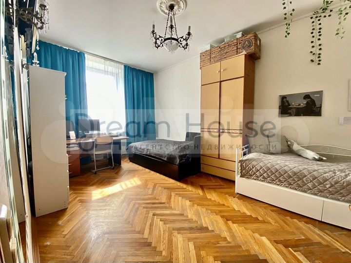 2-к. квартира, 56,7 м², 3/5 эт.