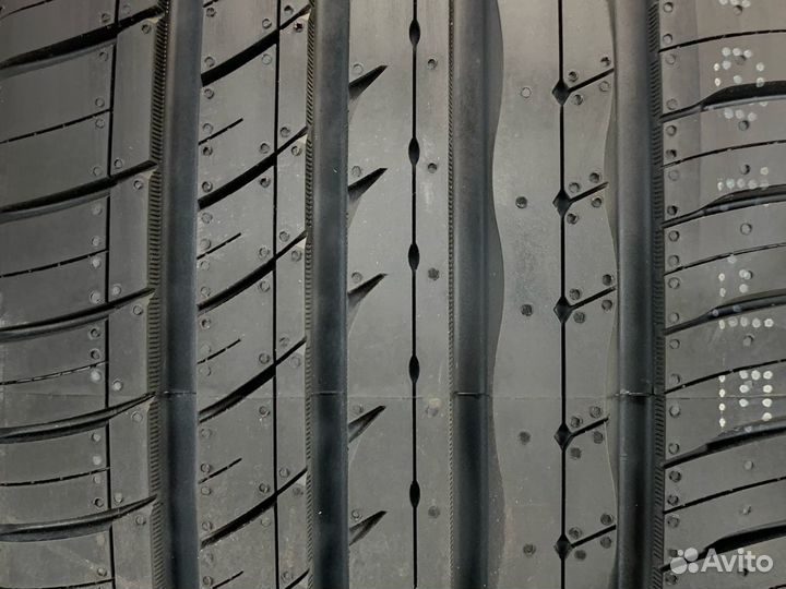 RoadX RXMotion U11 225/35 R19 88Y