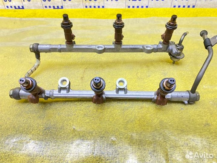 Инжектор передний Toyota Land Cruiser Prado/Hilux 140183