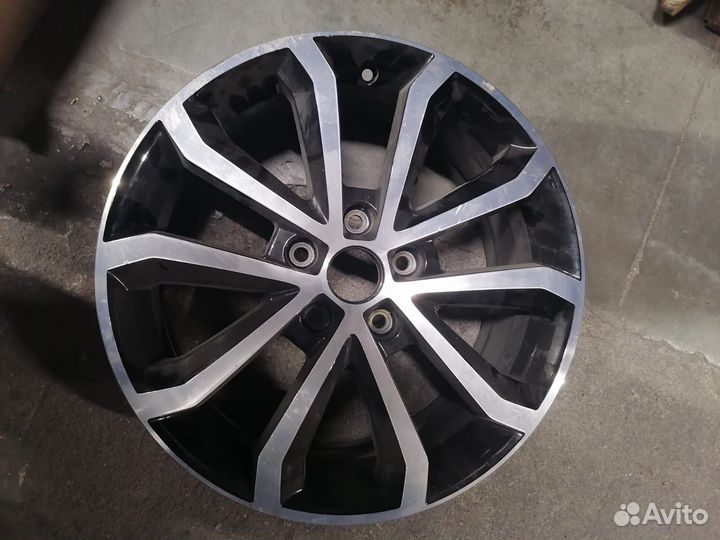 Диск литой 5E0071496 JX2 hawk