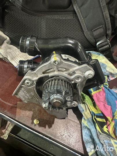 Помпа audi a4 б8