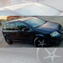 Volkswagen Touran 2.0 AMT, 2006, 354 000 км, с пробегом, цена 580 000 руб.