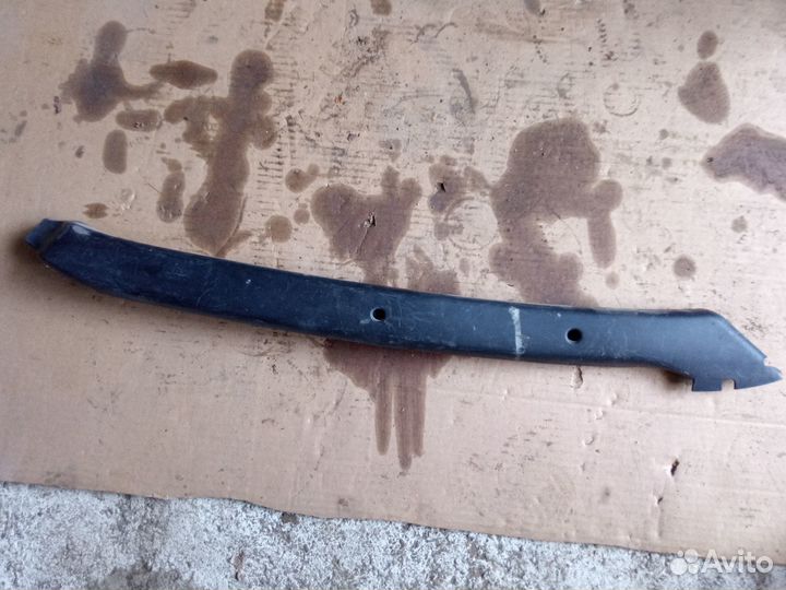 Накладка багажника петля porshe 955