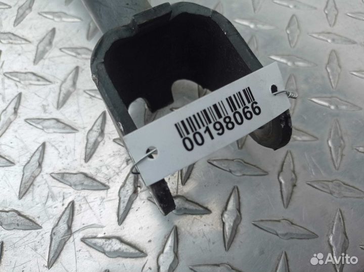 Рычаг задний правый Infiniti Q50 V37