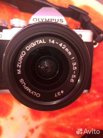 Системный фотоаппарат Olympus OM-D E-M10 Mark II