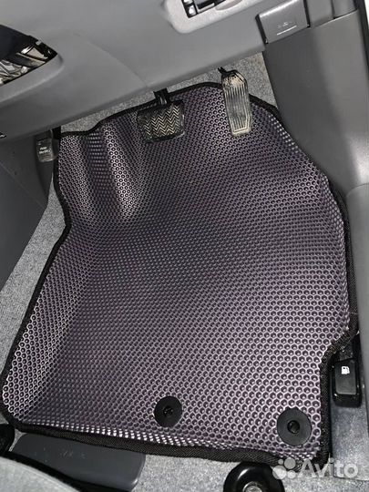 Eva ева эва коврики на Toyota Prius в Хабаровске