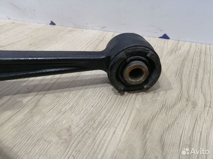 Рычаг передний левый нижний Toyota Crown JZS151