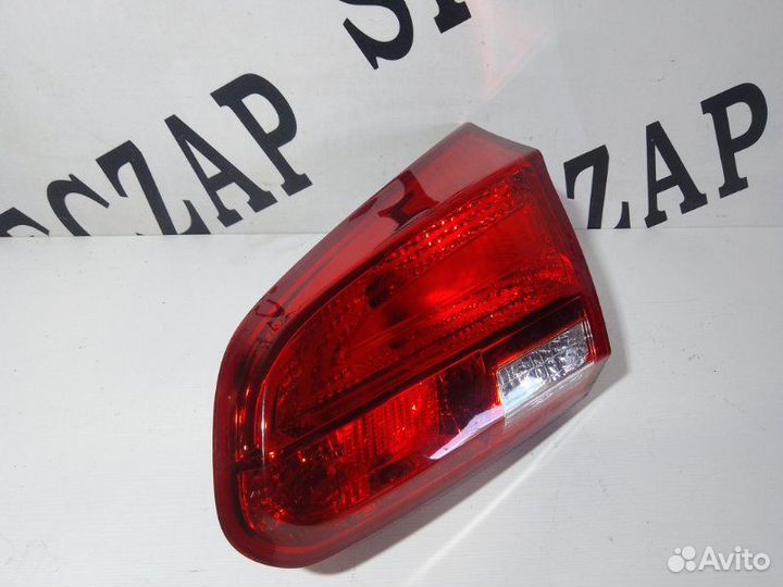 Фонарь крышки багажника задний правый Kia Ceed JD