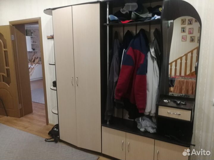 Продам прихожий гарнитур