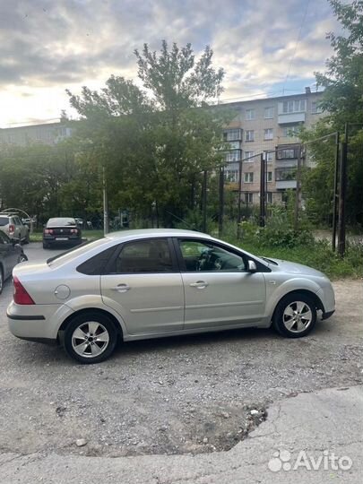 Ford Focus 1.6 МТ, 2006, 306 000 км